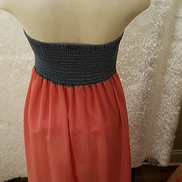 Gold drama strapless dress - Picture 5 of 6